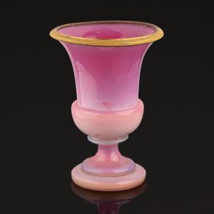 Medicis Opaline Vase With Pigeon Throat