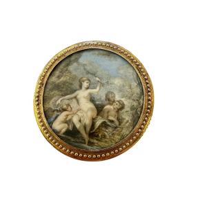 The Bath Of Venus: Tortoiseshell And Gold Box From The 18th Century