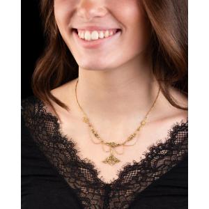Art Nouveau Necklace Decorated With Daisies 