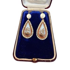 Romantic Earrings In Gold ,natural Pearls And Opaline