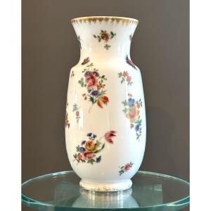 Saint Louis, Signed Opaline Vase From The Nineteenth Restoration Period