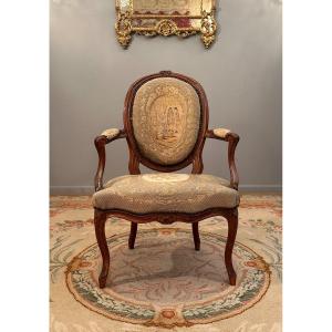 Cabriolet Armchair With Medallion Backrest, Louis XV Period Circa 1750