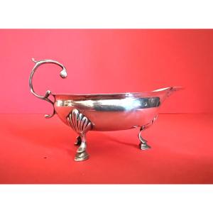 Small Georgian Period Sauce Boat For Tea Time Cream In Silver
