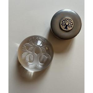 Crystal Paperweight And Tin Box With The Oak Symbol Of The Presidency Of F. Mitterand