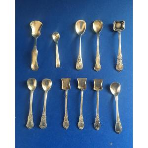11 Salt Spoons Including 9 In Solid Silver And 2 In Silver Metal