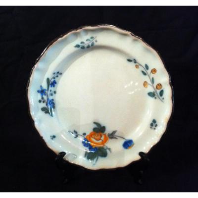 Assiette En Moustiers XVIIIème