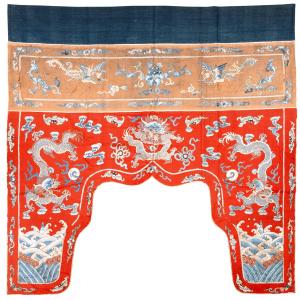 Important Chinese Embroidery In Gold And Silver Thread. China, Circa 1880
