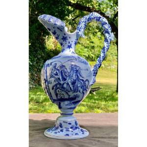 Museum, Nevers 17th Cty Ewer Religious Headress Shape, Historiated Thema "legend Of Queen Tomyris"