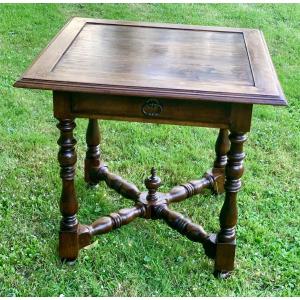 Louis XIII Period Turned Walnut Game Table With X-shaped Spacer
