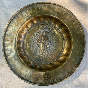 Late 16th Cty Alms Dish, The Coronation Of The Virgin, On A Crescent Moon