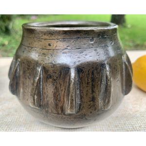 16th Cty Spherical Hispano-moresque Mortar With Bronze Fins, Southern Spain