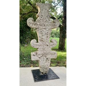 Sunduk Large  Fossil Limestone Carved Funeral Stele, Sulu Archipelago, Indonesia, 19th Cty