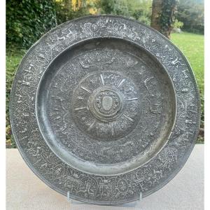 16th Century, Very Large Pewter Platter With Rich Radiating Renaissance Decoration, Anonymous