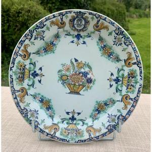 Rare 18th Rouen Faience Plate With Coat Of Arms, Known As " 5 Colours"