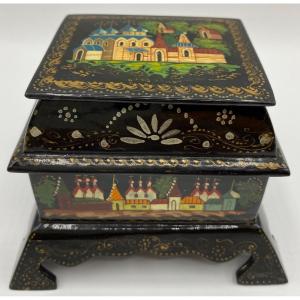 Double Level Box In Russian Painted Lacquered Wood Circa 1930