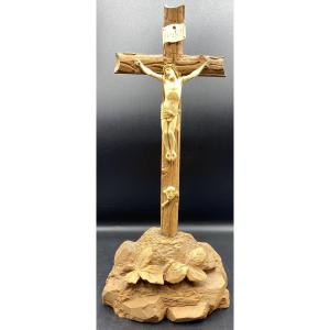 Christ Janséniste On Carved Wood Switzerland  Black Forest Late 18th Century
