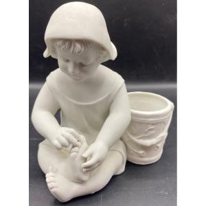 Child Subject In French Biscuit From The 1920s