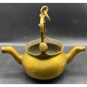 18th Century Chiseled Bronze Bucket 