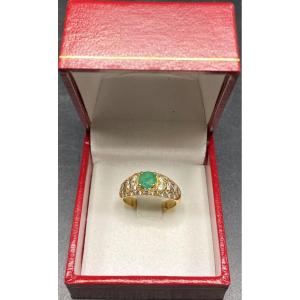 18k Gold French Emerald Ring With 28 Diamond Pave From The 1930s
