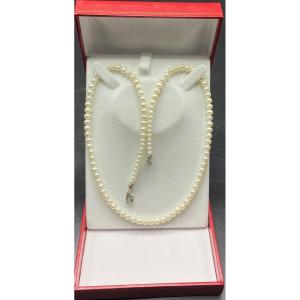 Foreign 1980s Cultured Pearl And Sterling Silver Necklace