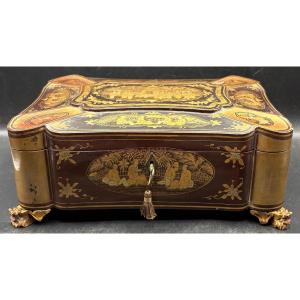 Gilt Lacquered Wood Sewing Box Circa 1860 French