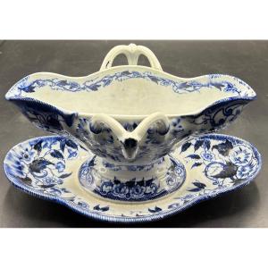Sauce Boat In Creil And Montereau Fault Yonne Earthenware Late 19th Century