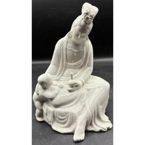 Subject Empress And Her Child In Blanc De Chine Late 19th Century