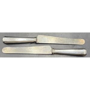 A Pair Of 18th Century French Coat Of Arms Knives 