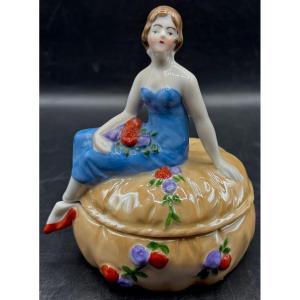 German Glazed Porcelain Bonbonniere (painted) From The 1900s/20s