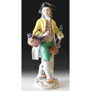 Meissen Porcelain Statuette From The "cries Of Paris" Series, Model 7