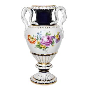 Meissen Porcelain Vase, Model E 153