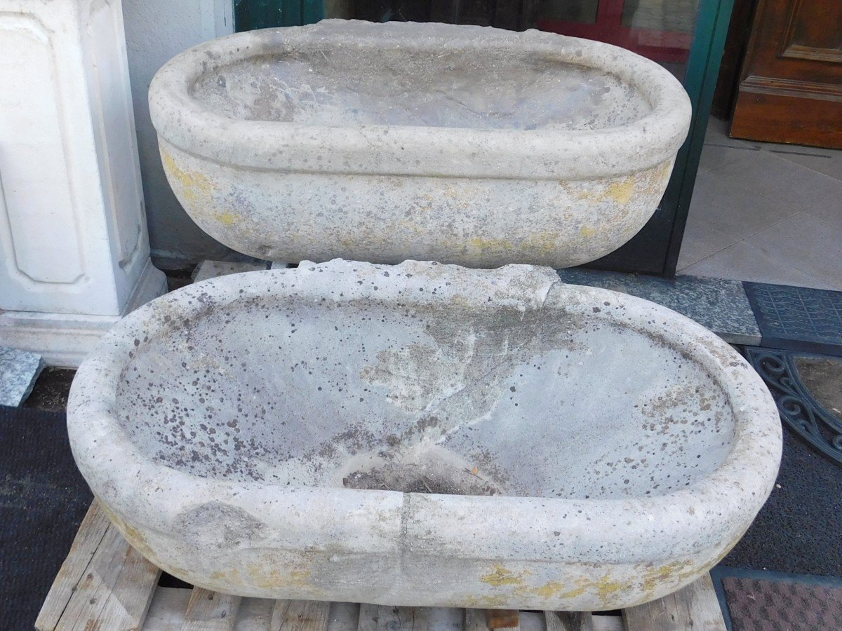 Paire d'éviers Ou Baignoires Anciennes, En Pierre Sculptée, Italie Des Années 1900
