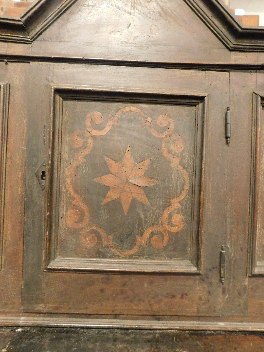 Antica credenza in noce con intarsi, con cassettiera e placard, epoca '700 italia-photo-4