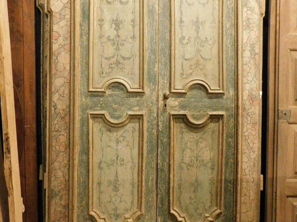 N.2 porte doppie da interni, laccate e dipinte con telaio finto marmo, Napoli (Italia)-photo-2