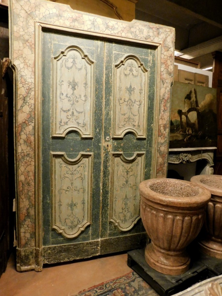 N.2 porte doppie da interni, laccate e dipinte con telaio finto marmo, Napoli (Italia)-photo-3