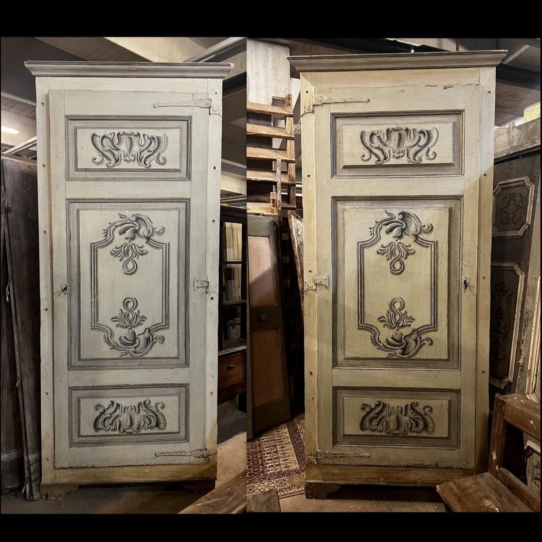 Coppia di angoliere laccate, epoca '700