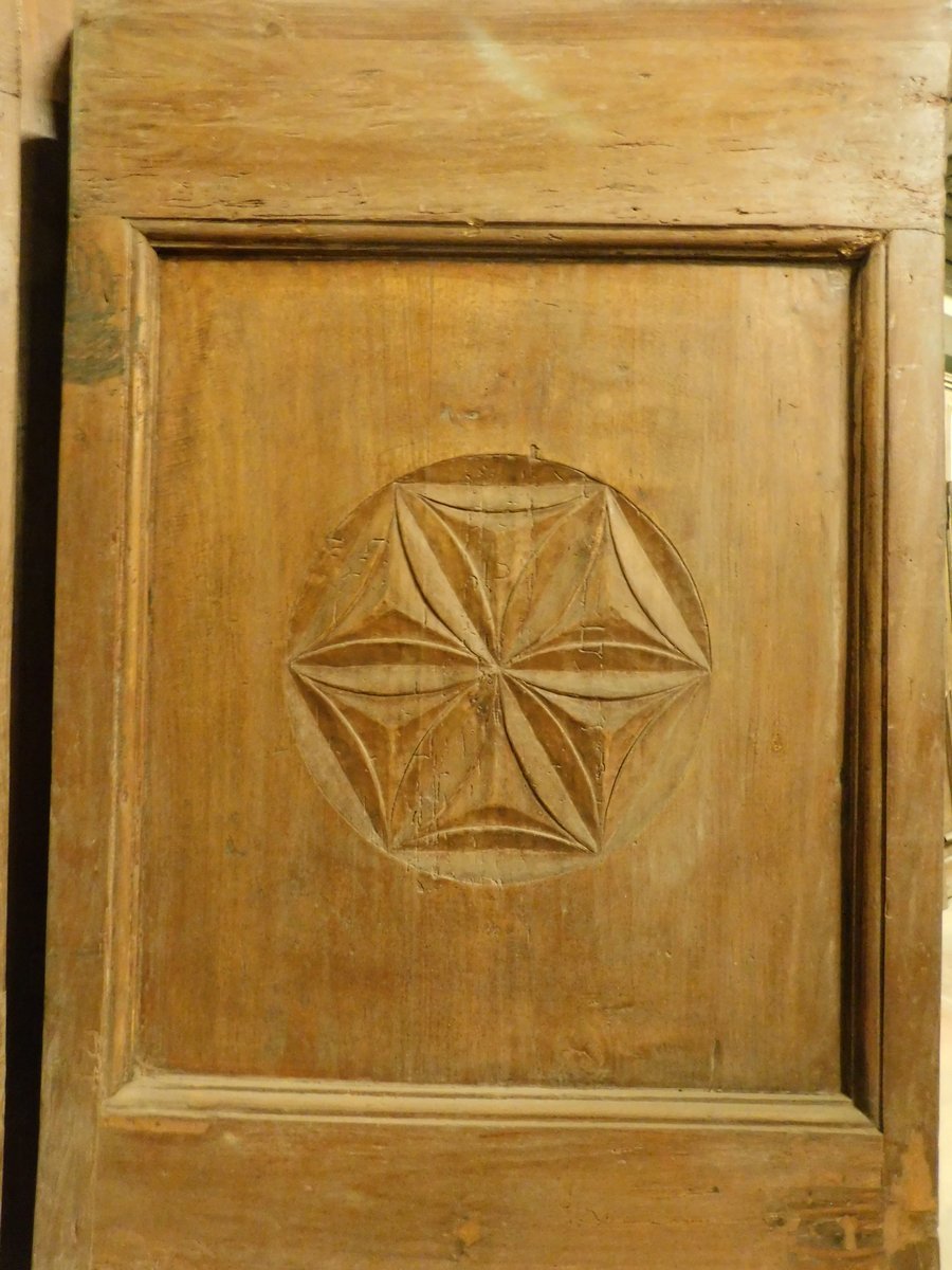 N. 2 Porte a un battente, scolpite, epoca '800, provenienza Valle d'Aosta-photo-3