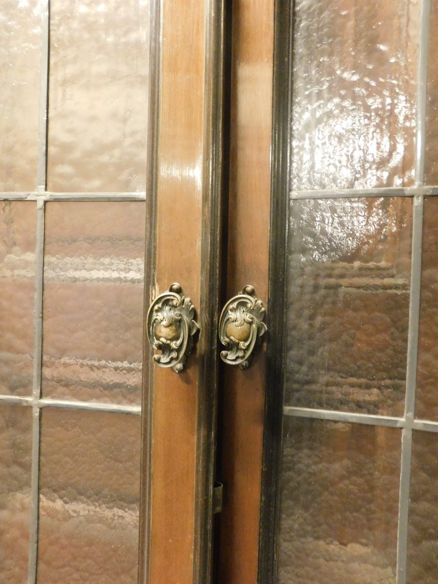 N. 2 porte in legno, complete di vetri e telaio, epoca '900, provenienza Milano.-photo-6
