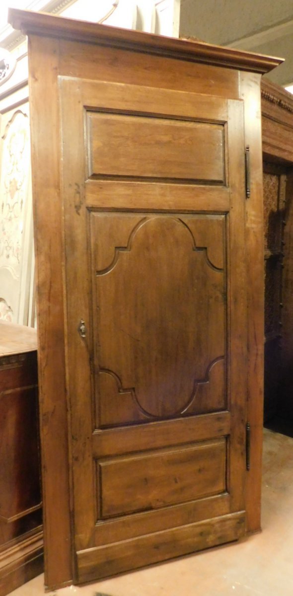 N. 2 porte in rovere, con telaio, epoca '700, provenienza Italia centrale, luce cm L 83 x H 206-photo-3