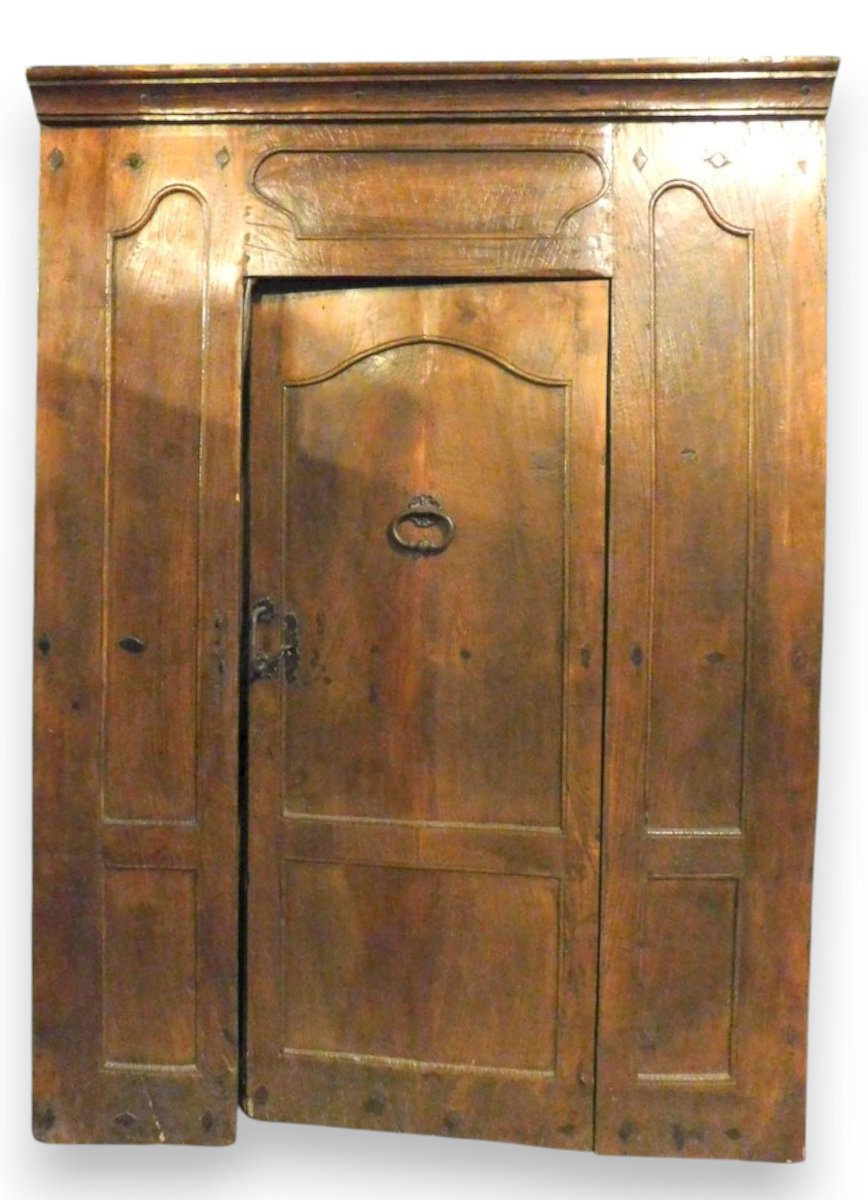 Porta da interno con portina centrale, in noce, epoca '600-photo-2