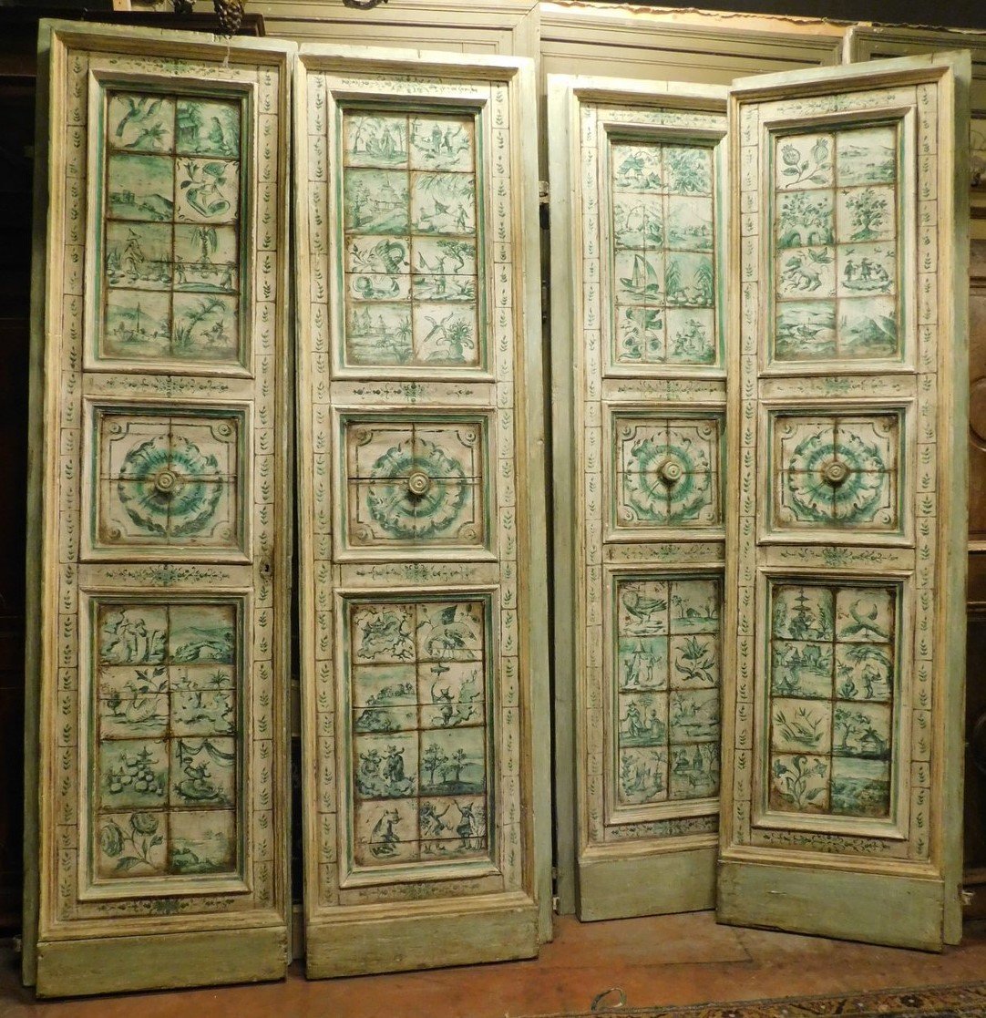 N. 5 porte a due battenti, con dipinti a maiolica, epoca '700