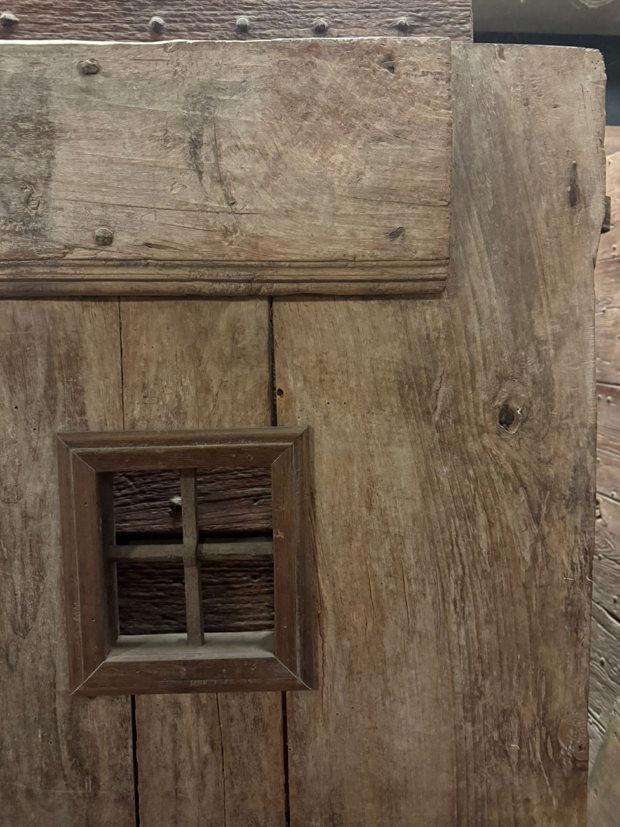 Antica porta rustica in legno di noce, epoca '800-photo-3
