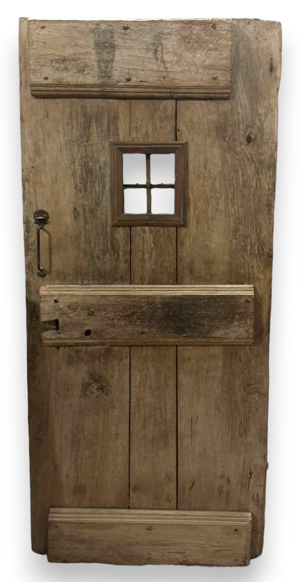 Antica porta rustica in legno di noce, epoca '800