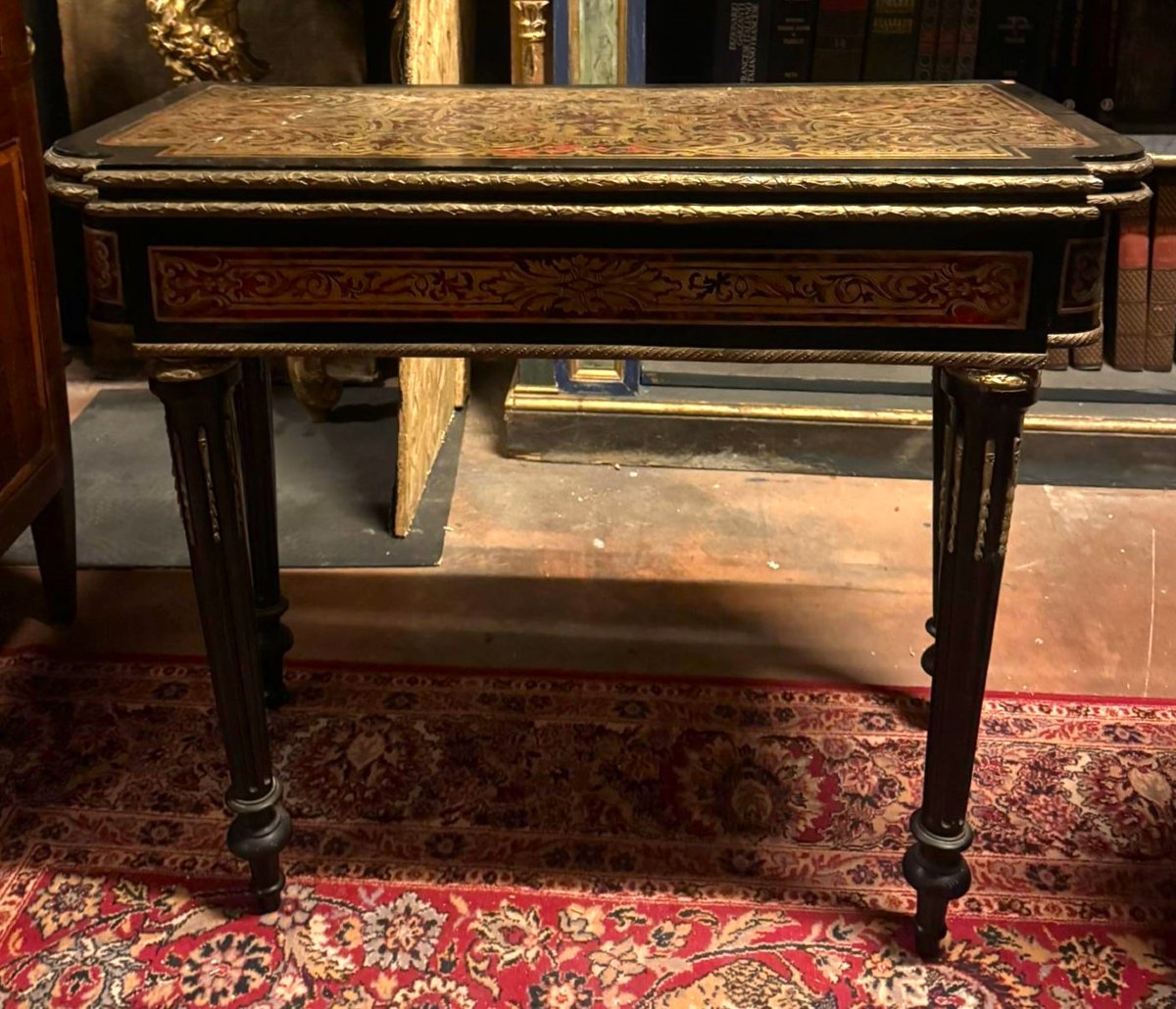 Tavolo da gioco Boulle con piano apribile, intarsi in ottone e tartaruga, epoca '800-photo-2