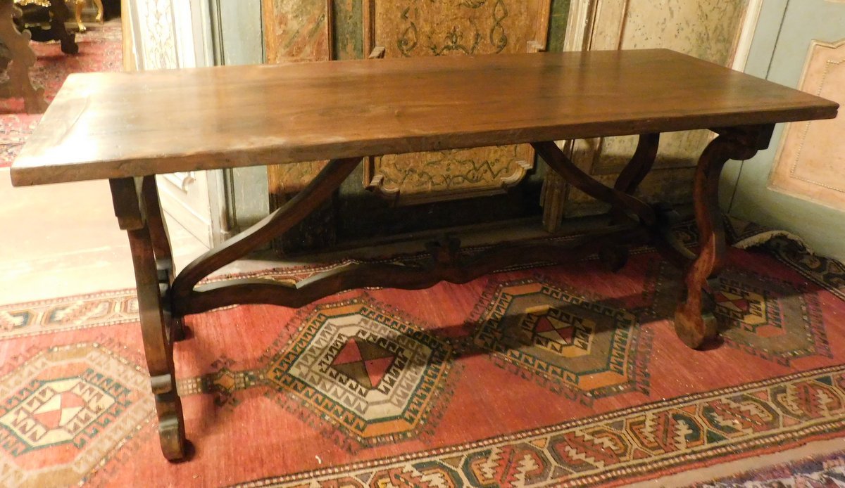 Tavolo in rovere e noce, epoca '800, provenienza Spagna