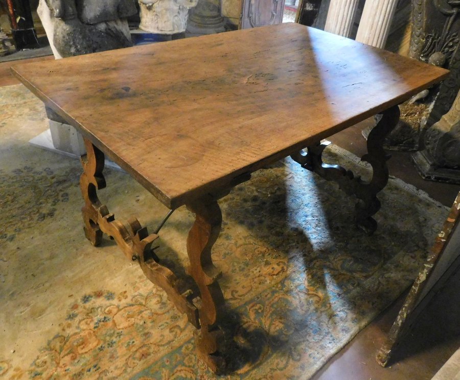 Tavolo Fratino in legno di noce, epoca '700-photo-1