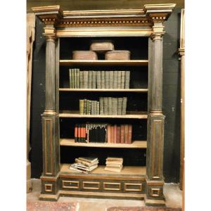 Antica libreria in legno laccato nero e oro, con colonne scolpite, epoca tardo '700 Italia