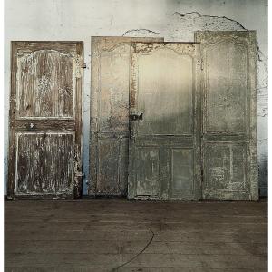 4 18th Century Chestnut Interior Doors