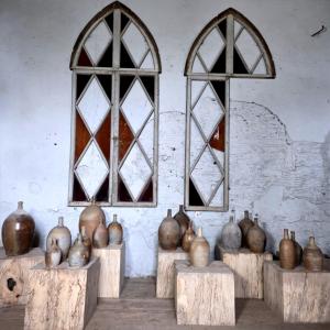 18 Borne Sandstone Bottles