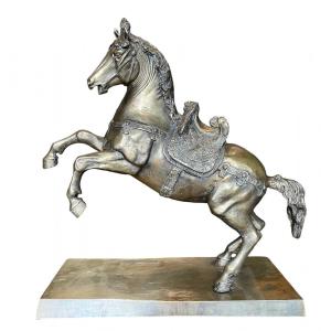 Christian Maas - Prancing Horse.